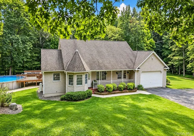 Photo 1 of Single family home for sale at 700 Oregon Trl, Shawangunk, NY 12566 | MLS# 1047061 | Listing updated on 2026-10-05