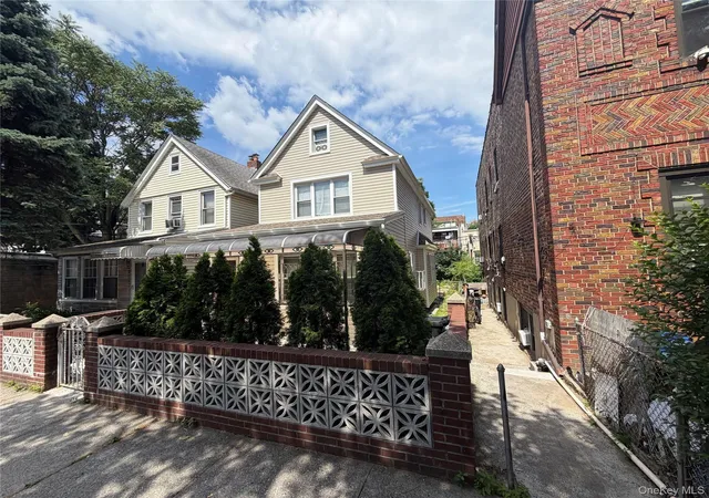 Photo 2 of Single family home for sale at 39-68 59th Street, New York, NY 11377 | MLS# 1047084 | Listing updated on 2026-09-19
