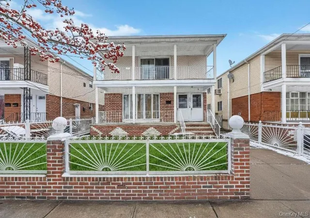 Listing Photo 2 - Condo for sale in building located at 245-11 149th Rd, New York, NY 11422