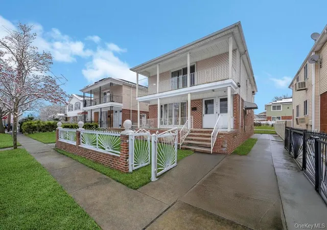 Listing Photo 4 - Condo for sale in building located at 245-11 149th Rd, New York, NY 11422