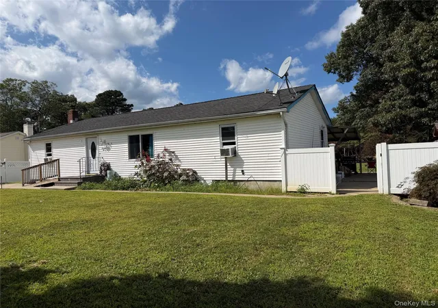 Photo 2 of Single family home for sale at 73 Michigan Ave, Islip, NY 11706 | MLS# 1047137 | Listing updated on 2026-09-13