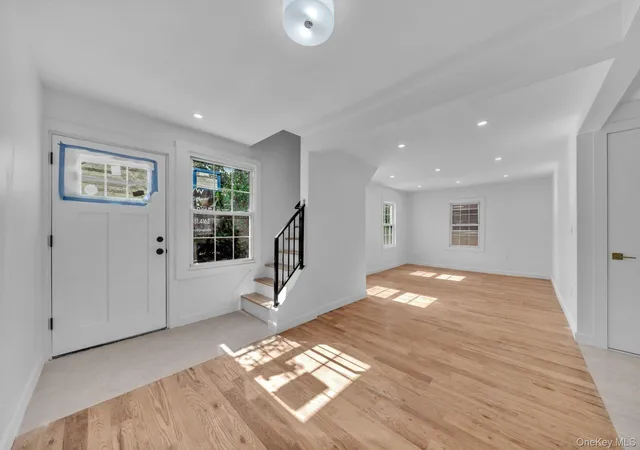 Photo 3 of Single family home for sale at 219 E 238th Street, New York, NY 10470 | MLS# 1047147 | Listing updated on 2026-10-09
