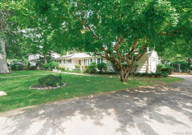 Photo 2 of Single family home for sale at 23 Hren Ave, Huntington, NY 11743 | MLS# 1047170 | Listing updated on 2026-09-05