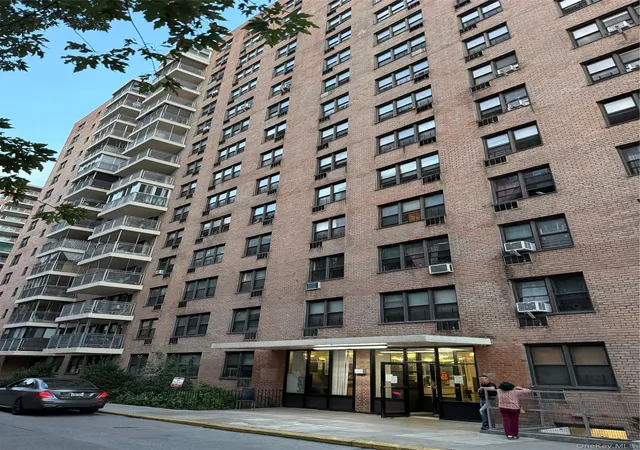 Condo for sale at 42-55 Colden St #6S, New York, NY 11355 | MLS# 1047174