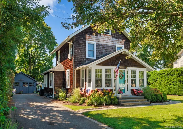 Photo 1 of Sale Pending at 16 Robbins Ave, Babylon, NY 11701 | MLS# 1047195 | Listing updated on 2026-09-28