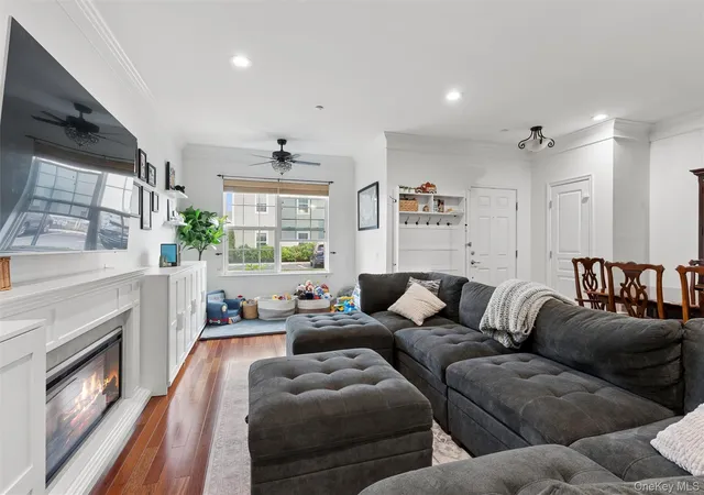 Photo 2 of Sale Pending at 19 Strangford Ct #110, Hempstead, NY 11572 | MLS# 1047208 | Listing updated on 2026-10-01