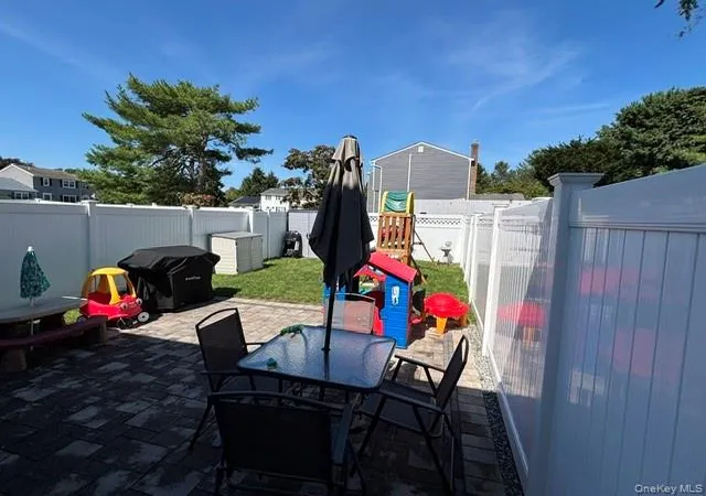 Photo 17 of Single family home for sale at 12 Federal Ln, Brookhaven, NY 11727 | MLS# 1047222 | Listing updated on 2026-09-06