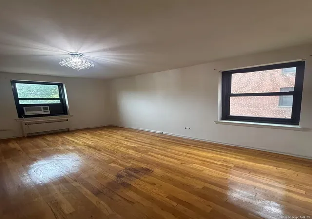 Photo 3 of Condo for sale at 21110 73 Avenue #4G, New York, NY 11364 | MLS# 1047232 | Listing updated on 2026-09-05