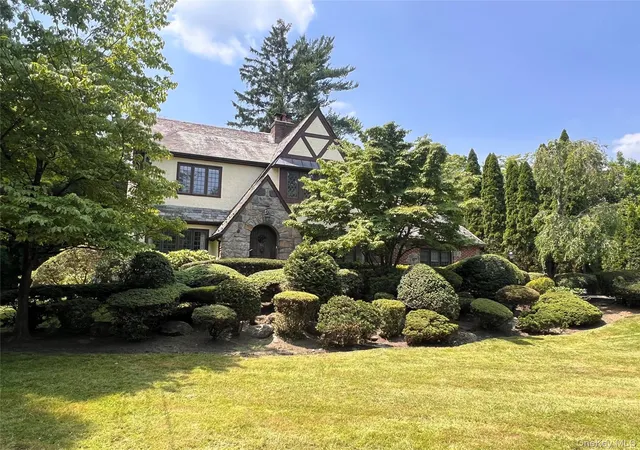 Photo 1 of Single family home for sale at 46 Fenimore Rd, Scarsdale, NY 10583 | MLS# 1047235 | Listing updated on 2026-09-07
