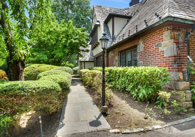 Photo 2 of Single family home for sale at 46 Fenimore Rd, Scarsdale, NY 10583 | MLS# 1047235 | Listing updated on 2026-09-07