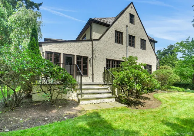 Photo 4 of Single family home for sale at 46 Fenimore Rd, Scarsdale, NY 10583 | MLS# 1047235 | Listing updated on 2026-09-07