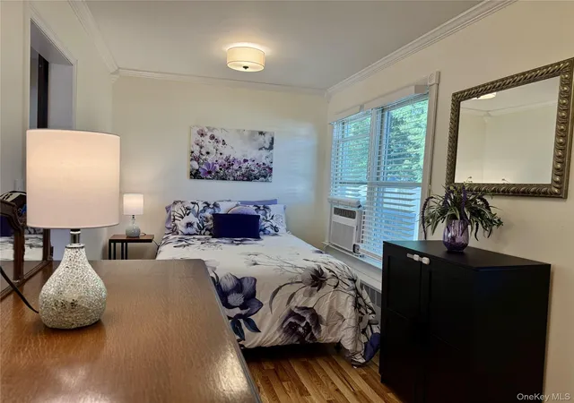 Photo 4 of Single family home for sale at 65 Westwood Rd N, Oyster Bay, NY 11762 | MLS# 1047241 | Listing updated on 2026-09-07