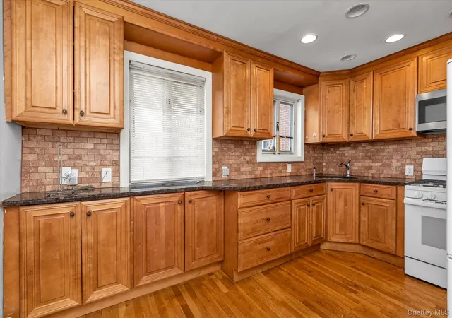 Photo 2 of Condo for sale at 229 05 87th Avenue #1st Floor, New York, NY 11427 | MLS# 1047249 | Listing updated on 2026-09-15
