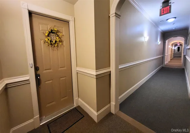 Listing Photo 4 - Condo for sale in building located at 621 Regency Dr, Fishkill, NY 12524