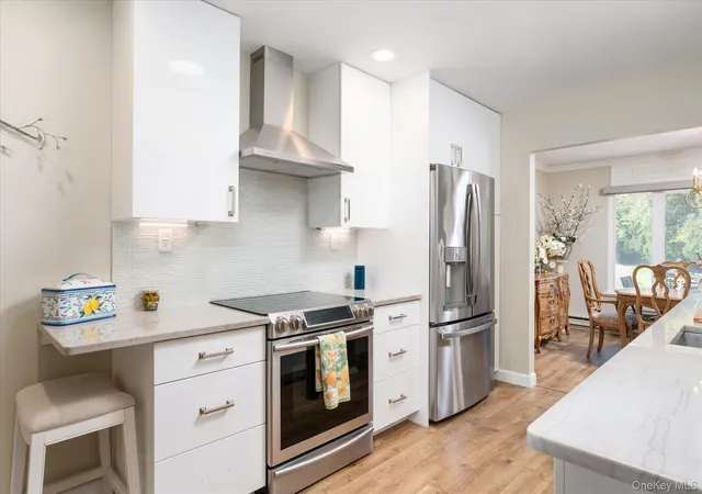 Photo 2 of Condo for sale at 1102 Gotham Path, Smithtown, NY 11780 | MLS# 1047276 | Listing updated on 2026-09-28