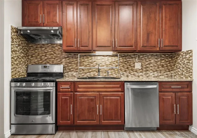 Photo 3 of Single family home for sale at 114 33 121st Street, New York, NY 11420 | MLS# 1047284 | Listing updated on 2026-09-18