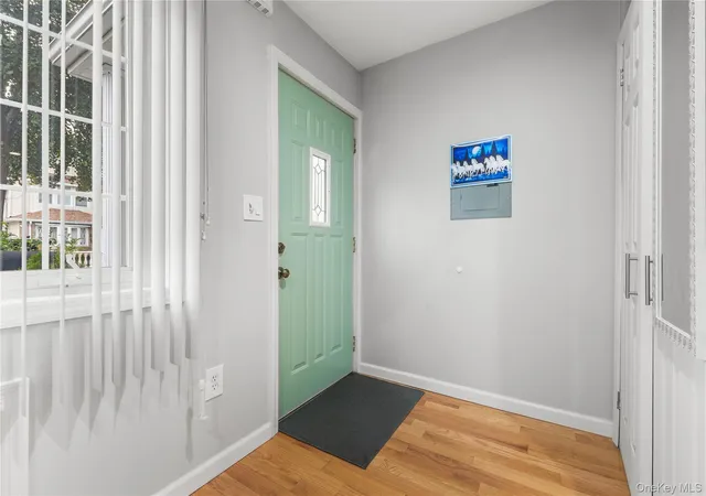 Photo 3 of Single family home for sale at 114-33 121st Street, New York, NY 11420 | MLS# 1047284 | Listing updated on 2026-09-18