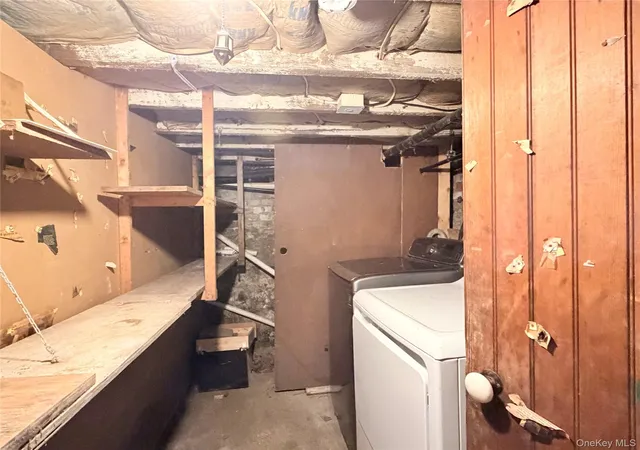 Photo 16 of Single family home for sale at 40 Academy Ave, Middletown, NY 10940 | MLS# 1047286 | Listing updated on 2026-09-06
