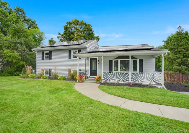 Photo 1 of Sale Pending at 10 Meadow Ln, Pleasant Valley, NY 12569 | MLS# 1047289 | Listing updated on 2026-09-30