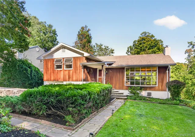 Photo 2 of Single family home for sale at 39 Homer Dr, Patterson, NY 10509 | MLS# 1047294 | Listing updated on 2026-09-29