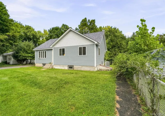Photo 3 of Single family home for sale at 19 Zane St, Wawarsing, NY 12428 | MLS# 1047309 | Listing updated on 2026-09-06