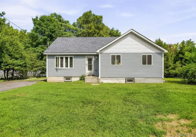 Photo 3 of Single family home for sale at 19 Zane St, Wawarsing, NY 12428 | MLS# 1047309 | Listing updated on 2026-10-08
