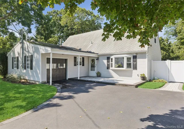 Photo 1 of Single family home for sale at 26 Ave D, Islip, NY 11741 | MLS# 1047322 | Listing updated on 2026-09-09