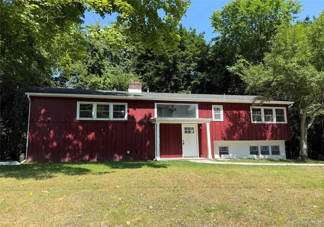 Photo 30 of Single family home for sale at 33 Horizon Hl Dr, Poughkeepsie (town), NY 12603 | MLS# 1047372 | Listing updated on 2026-09-06