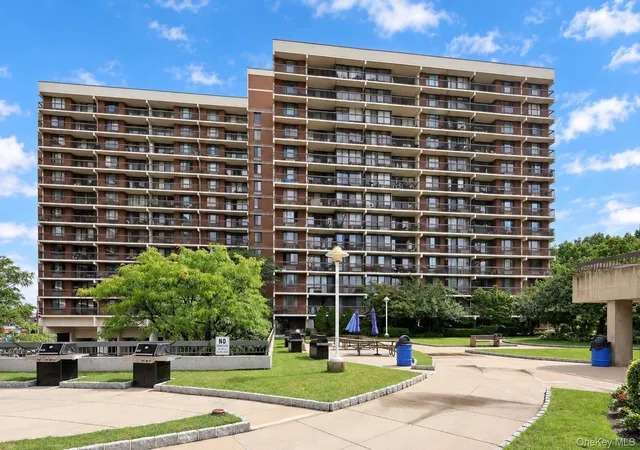 Photo 1 of Condo for sale at 150 38 Union Turnpike #8D, New York, NY 11367 | MLS# 1047379 | Listing updated on 2026-09-07