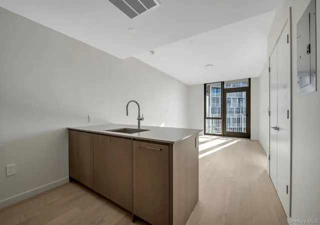 Photo 2 of Condo for sale at 13102a 40th Road #9D, New York, NY 11354 | MLS# 1047384 | Listing updated on 2026-09-06