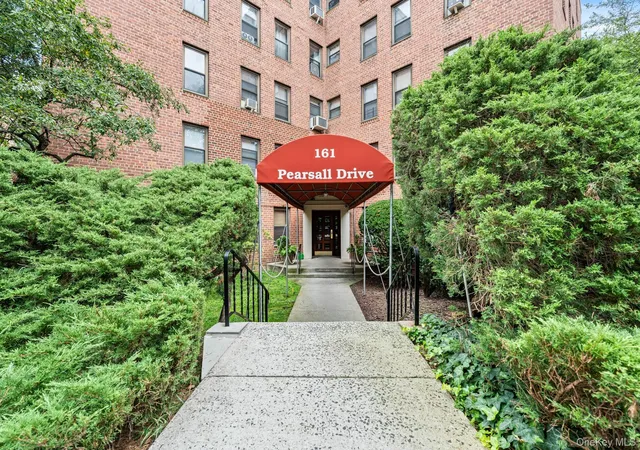 Photo 1 of Condo for sale at 161 Pearsall Dr #4B, Mount Vernon, NY 10552 | MLS# 1047395 | Listing updated on 2026-10-05