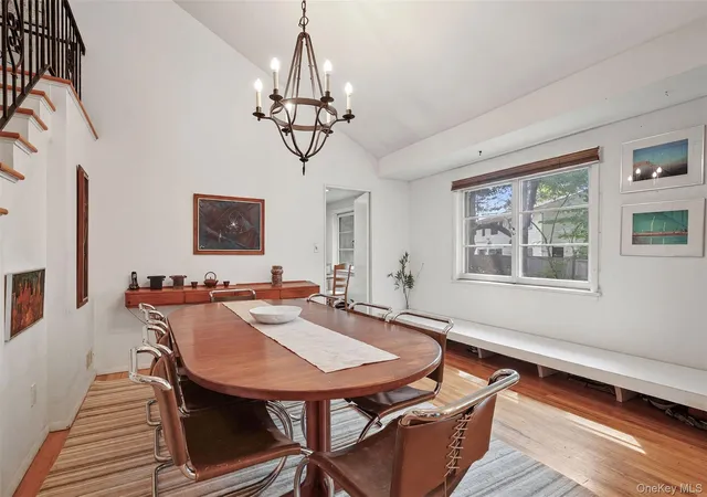 Photo 3 of Single family home for sale at 4 Greenhouse Cir, Rye Town, NY 10573 | MLS# 1047417 | Listing updated on 2026-09-08