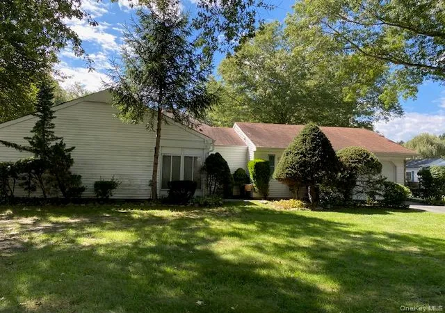 Photo 2 of Condo for sale at 39 Freemont Ln, Brookhaven, NY 11727 | MLS# 1047419 | Listing updated on 2026-09-24