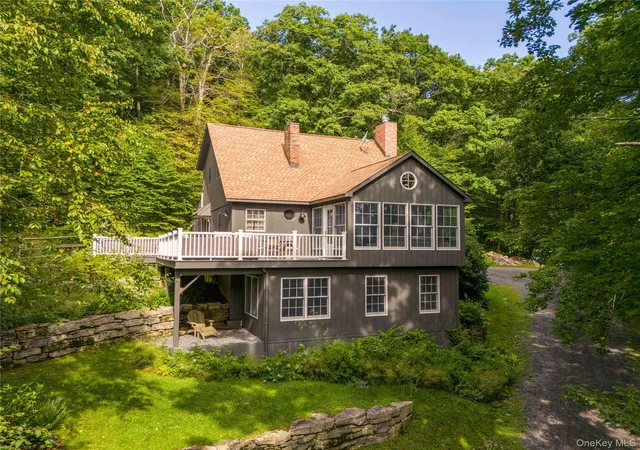 Photo 2 of Single family home for sale at 351 Dugway Rd, Austerlitz, NY 12037 | MLS# 1047442 | Listing updated on 2026-10-10