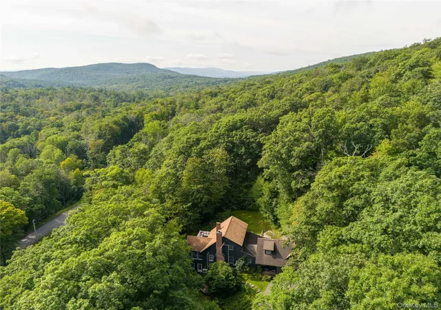 Photo 3 of Single family home for sale at 351 Dugway Rd, Austerlitz, NY 12037 | MLS# 1047442 | Listing updated on 2026-10-10