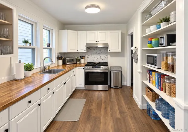 Photo 3 of Sale Pending at 439 3rd Street, Newburgh (town), NY 12550 | MLS# 1047454 | Listing updated on 2026-09-29