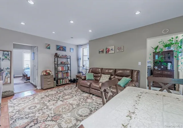 Photo 2 of Condo for sale at 9524 Fort Hamilton Pkwy #301, New York, NY 11209 | MLS# 1047456 | Listing updated on 2026-09-08