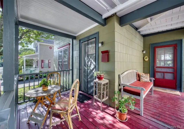 Photo 1 of Single family home for sale at 216 Broad St, Southold, NY 11944 | MLS# 1047466 | Listing updated on 2026-10-07