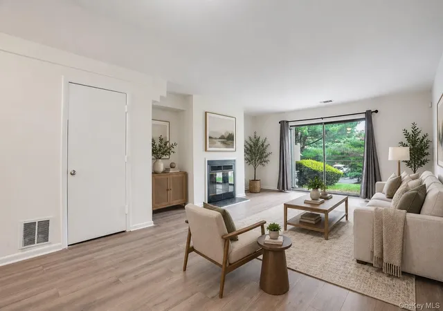 Photo 3 of Condo for sale at 12 Country Pl, Yorktown, NY 10547 | MLS# 1047467 | Listing updated on 2026-09-08