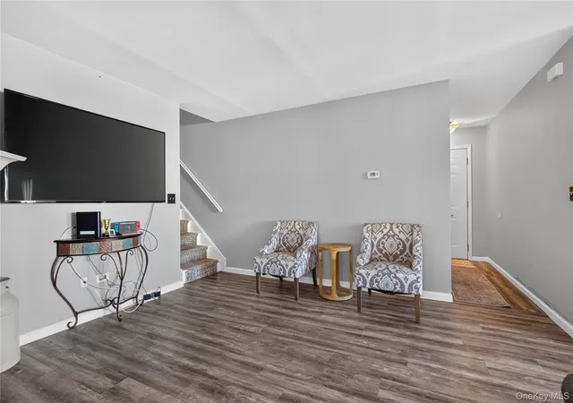 Listing Photo 4 - Condo for sale in building located at 42 Natale Ct, Monroe, NY 10950 - Unit #42