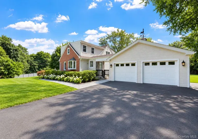 Photo 4 of Sale Pending at 90 Palisade Ave, Greenburgh, NY 10607 | MLS# 1047478 | Listing updated on 2026-09-21