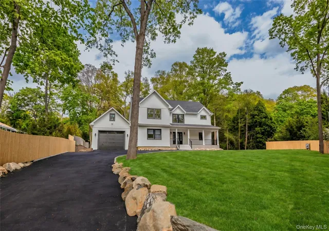 Photo 2 of Single family home for sale at 206 Beverly, Huntington, NY 11746 | MLS# 1047480 | Listing updated on 2026-09-13