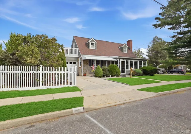 Single family home for sale at 630 9 Street, Hempstead, NY 11552 | MLS# 1047490