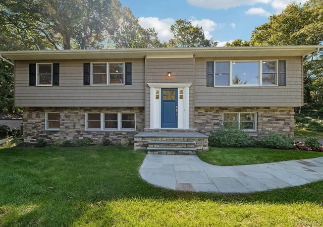 Photo 1 of Single family home for sale at 56 Sandy Holw Rd, Huntington, NY 11768 | MLS# 1047508 | Listing updated on 2026-09-28