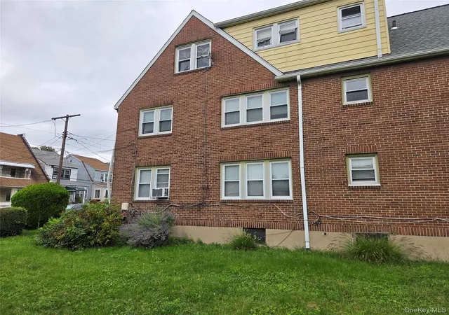 Photo 2 of House for sale at 341 S 9th Avenue, Mount Vernon, NY 10550 | MLS# 1047509 | Listing updated on 2026-09-07