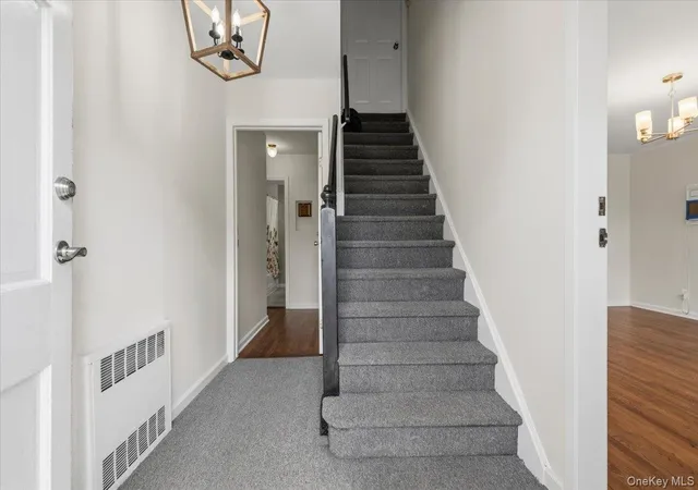 Photo 2 of Single family home for sale at 177 Toronto Ave, Oyster Bay, NY 11758 | MLS# 1047510 | Listing updated on 2026-09-20