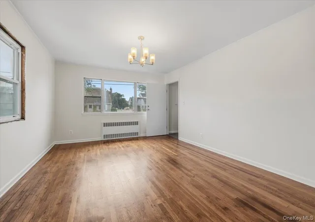 Photo 4 of Single family home for sale at 177 Toronto Ave, Oyster Bay, NY 11758 | MLS# 1047510 | Listing updated on 2026-09-16