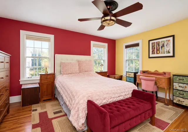 Photo 3 of Single family home for sale at 1641 Northern Blvd, North Hempstead, NY 11576 | MLS# 1047525 | Listing updated on 2026-09-19