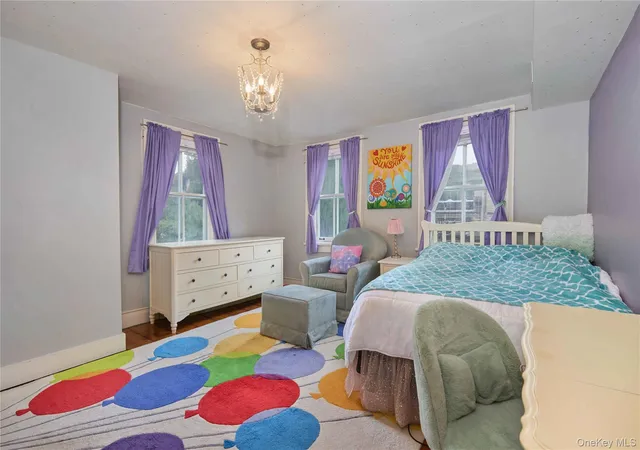 Photo 3 of Single family home for sale at 1641 Northern Blvd, North Hempstead, NY 11576 | MLS# 1047525 | Listing updated on 2026-09-26