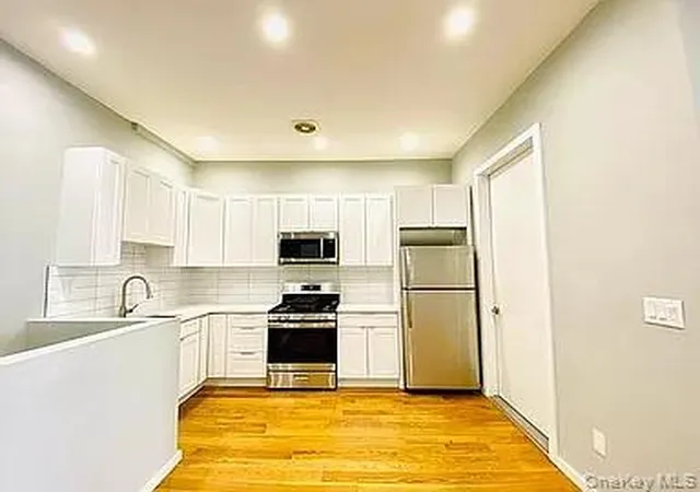 Listing Photo 4 - Condo for sale in building located at 12615 Jamaica Ave, New York, NY 11418